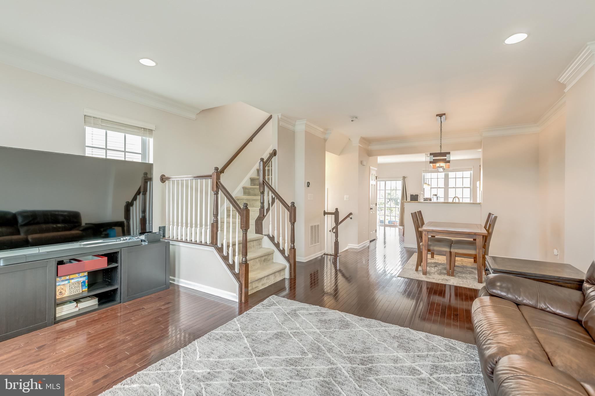 25440 South Riding Boulevard Chantilly, VA 20152 - Photo 21 of 37 Gallery Image 21
