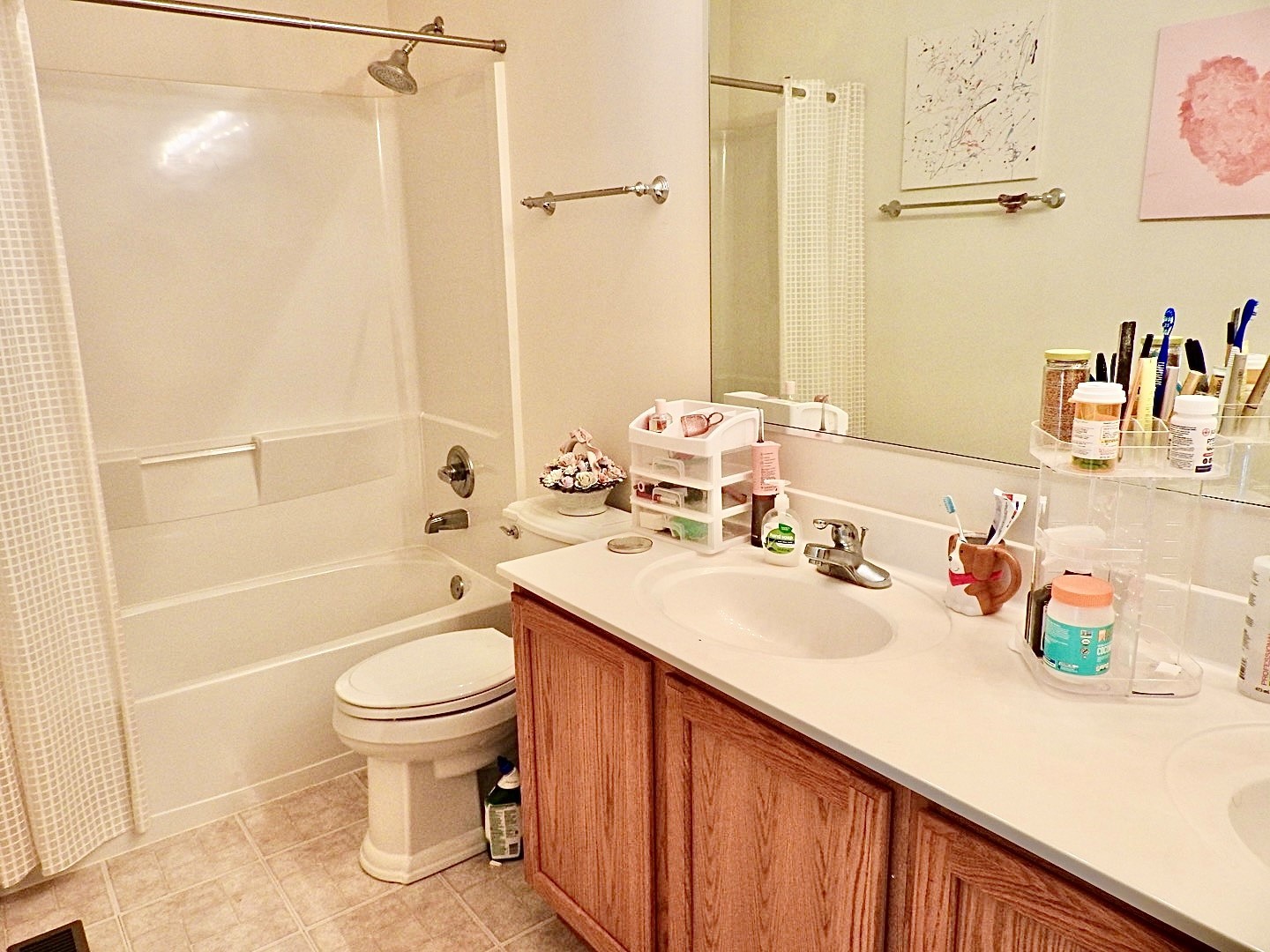 923 Limerick Lane McHenry, IL 60050 - Photo 17 of 18 a bathroom with a sink a toilet and shower