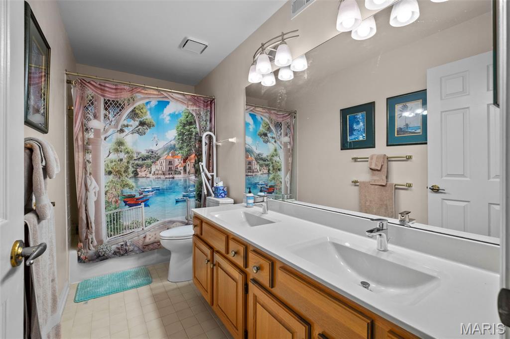 208 Ambridge Court, Unit 101 Chesterfield, MO 63017 - Photo 28 of 35