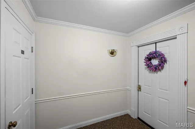 $360,000 | 208 Ambridge Court, Unit 101, Chesterfield, MO 63017