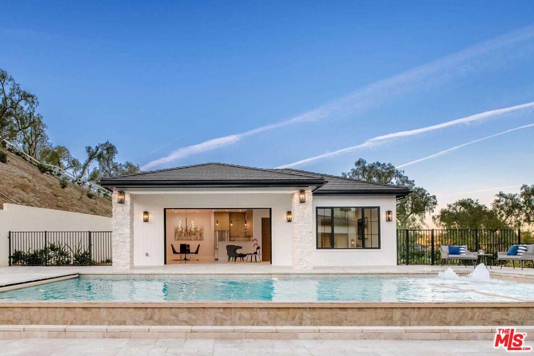 24961 Kit Carson Road Hidden Hills, CA 91302 - Photo 35 of 53