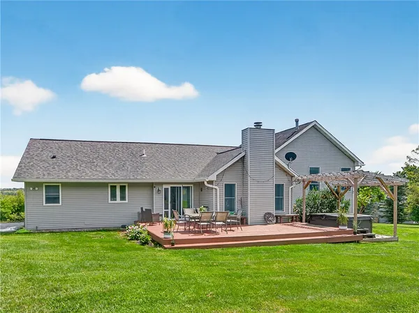 $425,900 | 2894 Garden Street, Avon, NY 14414
