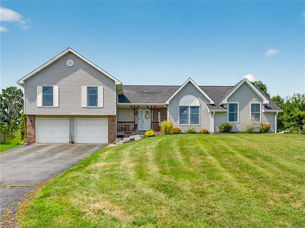 $425,900 | 2894 Garden Street, Avon, NY 14414