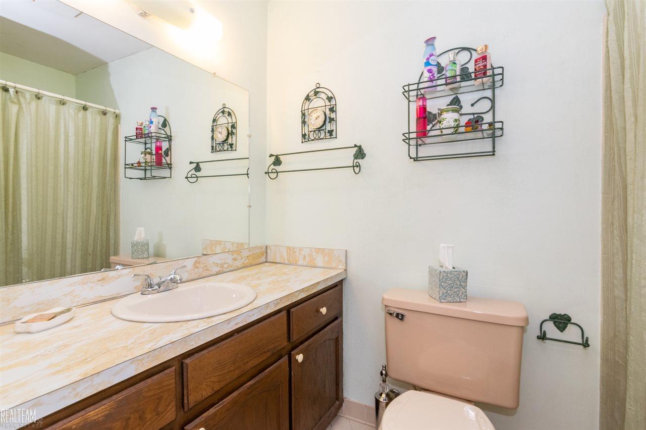 38661 Radde Street Clinton Township, MI 48036 - Photo 17 of 28 50008355-16.JPG