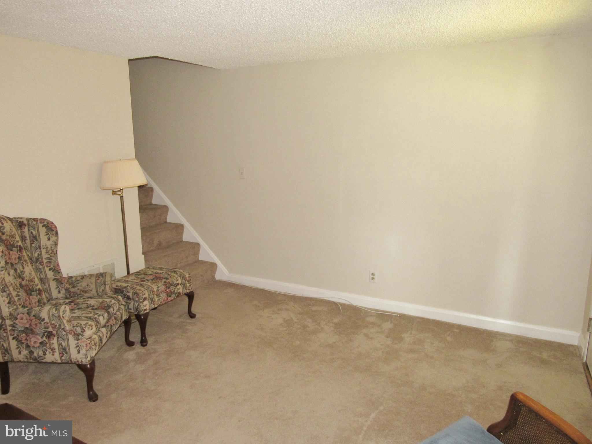 2219 Searles Road Baltimore, MD 21222 - Photo 13 of 30 Living Room