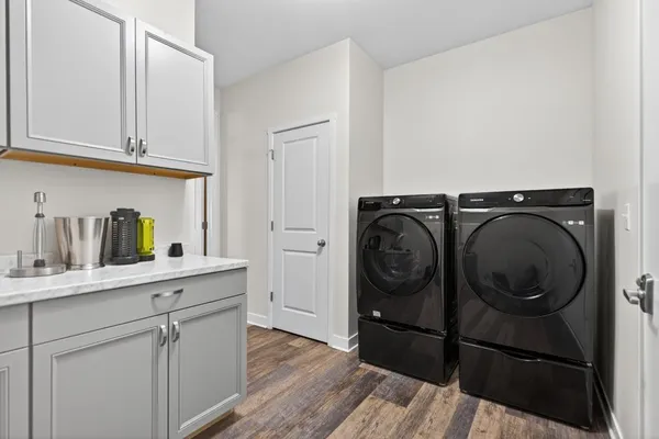 $339,900 | 1103 Burlington Way, Davis Junction, IL 61020