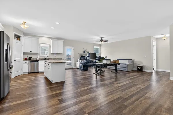 $339,900 | 1103 Burlington Way, Davis Junction, IL 61020