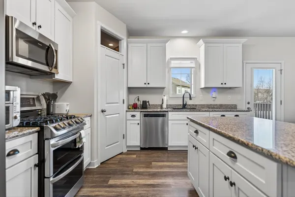 $339,900 | 1103 Burlington Way, Davis Junction, IL 61020