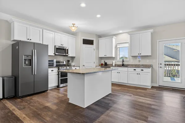 $339,900 | 1103 Burlington Way, Davis Junction, IL 61020