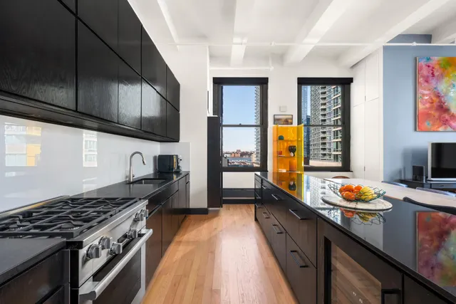 $2,325,000 | 448 West 37th Street, Unit 9A | Hudson Yards
