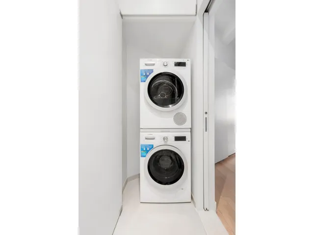 $2,325,000 | 448 West 37th Street, Unit 9A | Hudson Yards