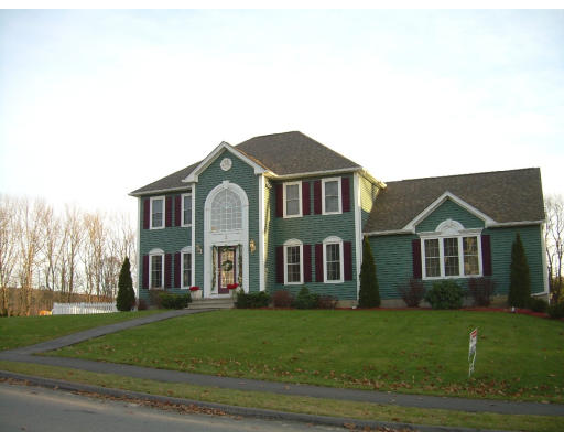 2 Vista Circle Rutland, MA 01543 - Photo 1 of 18 Gallery Image 1