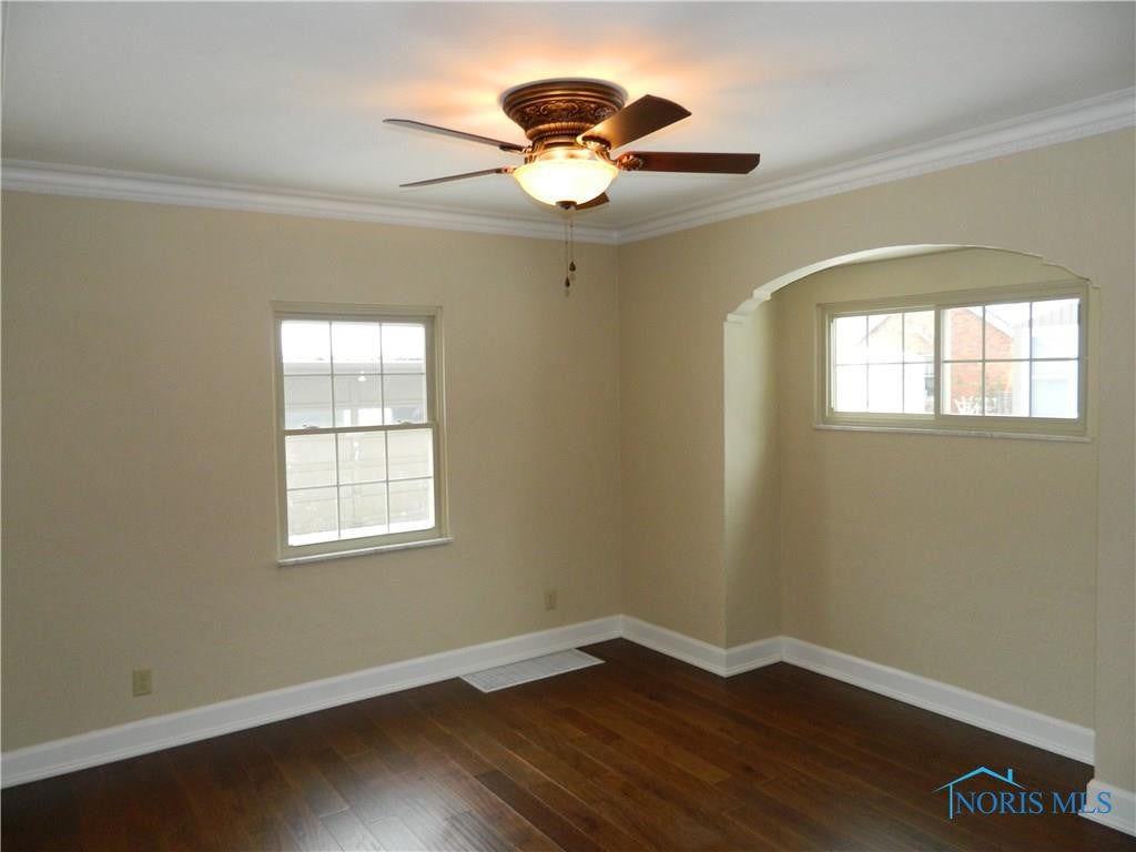 2933 Goddard Road Toledo, OH 43606 - Photo 9 of 16 Photo 9