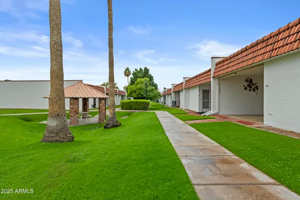 $260,000 | 1951 North 64th Street, Unit 55, Mesa, AZ 85205