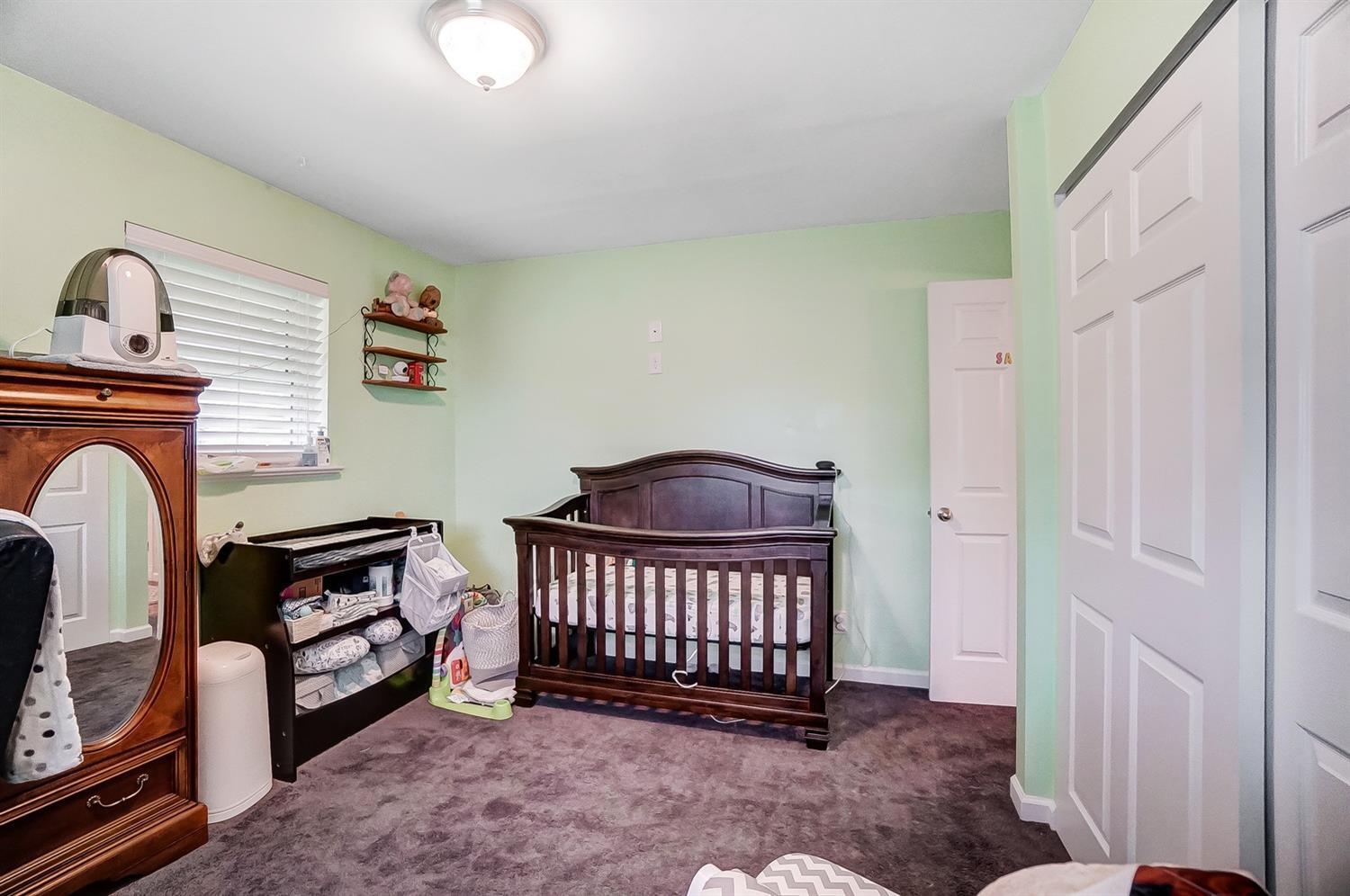 637 West Kemper Road Forest Park, OH 45246 - Photo 15 of 27