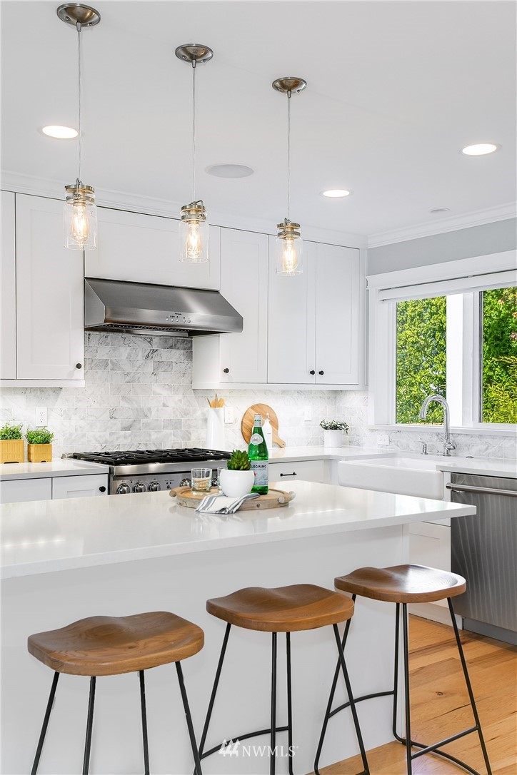 2406 North 77th Street Seattle, WA 98103 - Photo 12 of 36