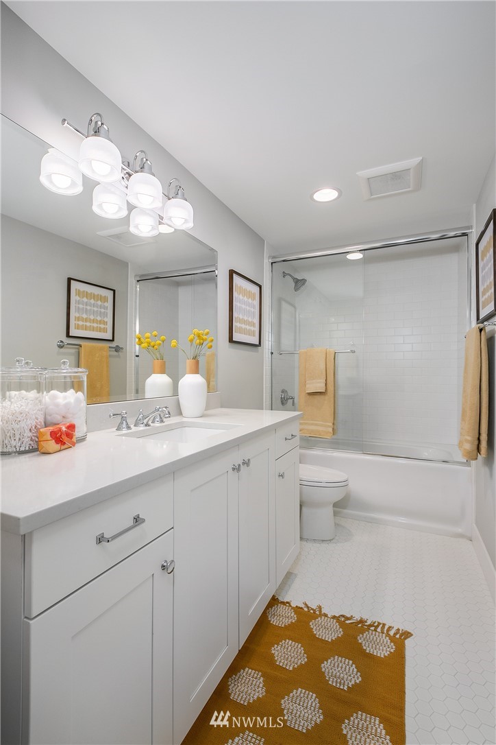 2406 North 77th Street Seattle, WA 98103 - Photo 31 of 36