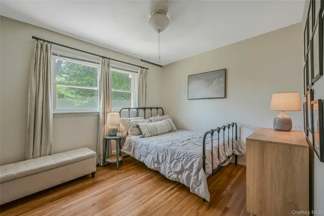 $995,000 | 6 Settlers Way, East Setauket, NY 11733