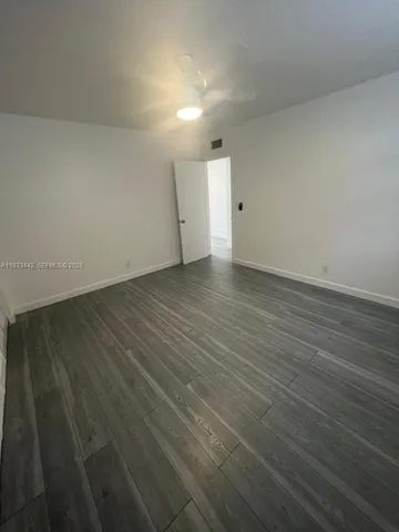 $1,600 | 2300 Pierce Street, Unit 3, Hollywood, FL 33020