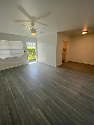 $1,600 | 2300 Pierce Street, Unit 3, Hollywood, FL 33020