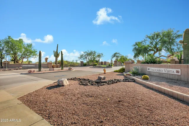 $899,900 | 7555 East Laurel Street, Mesa, AZ 85207