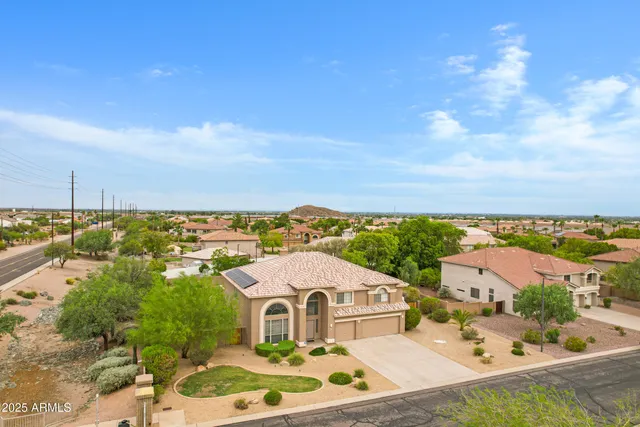 $899,900 | 7555 East Laurel Street, Mesa, AZ 85207