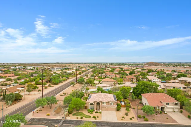 $899,900 | 7555 East Laurel Street, Mesa, AZ 85207