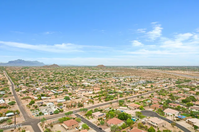 $899,900 | 7555 East Laurel Street, Mesa, AZ 85207