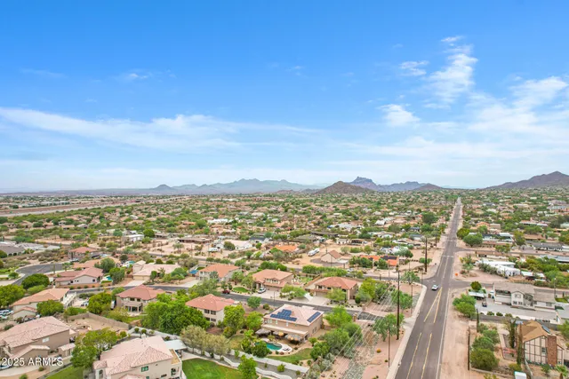 $899,900 | 7555 East Laurel Street, Mesa, AZ 85207