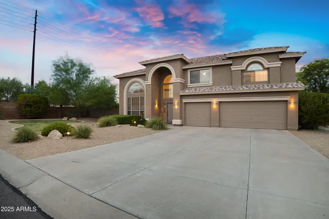 $899,900 | 7555 East Laurel Street, Mesa, AZ 85207