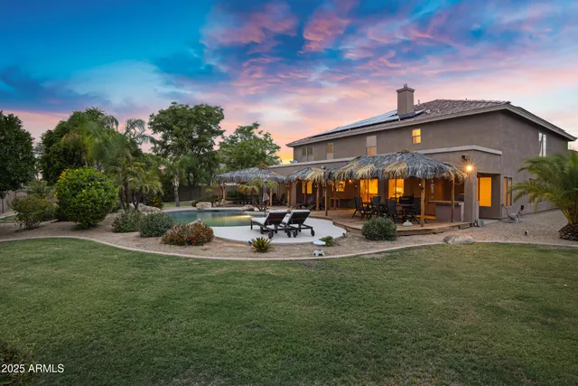 $899,900 | 7555 East Laurel Street, Mesa, AZ 85207