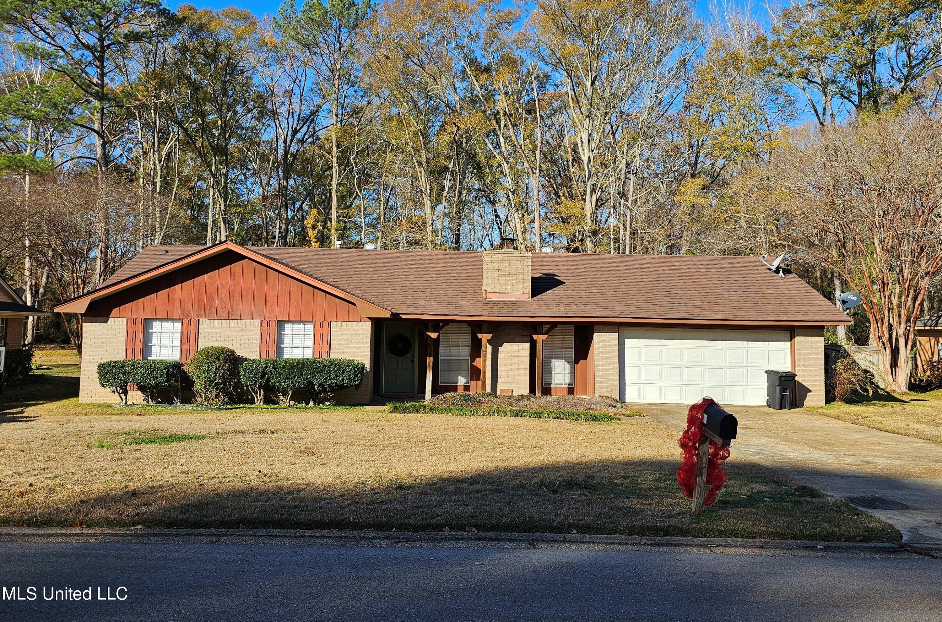 55 Fern Valley Road Brandon, MS 39042 - Photo 1 of 19 Front