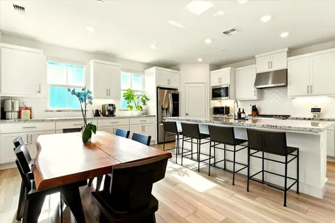 $1,420,000 | 9263 Vista Cove Way, Newark, CA 94560