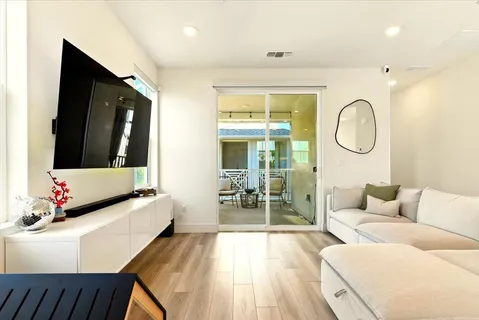 $1,420,000 | 9263 Vista Cove Way, Newark, CA 94560