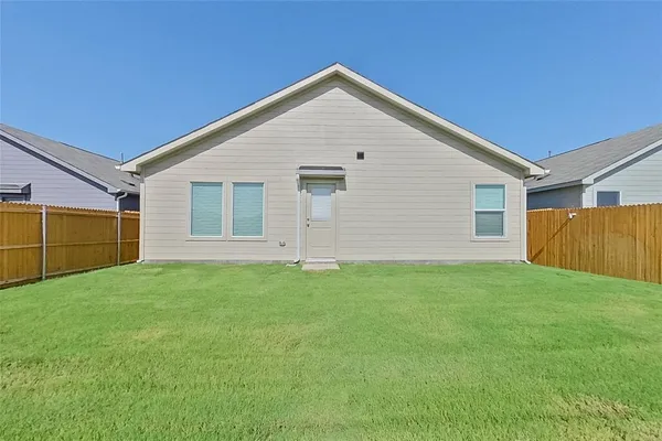 $1,799 | 827 Ginkgo Way, Princeton, TX 75407