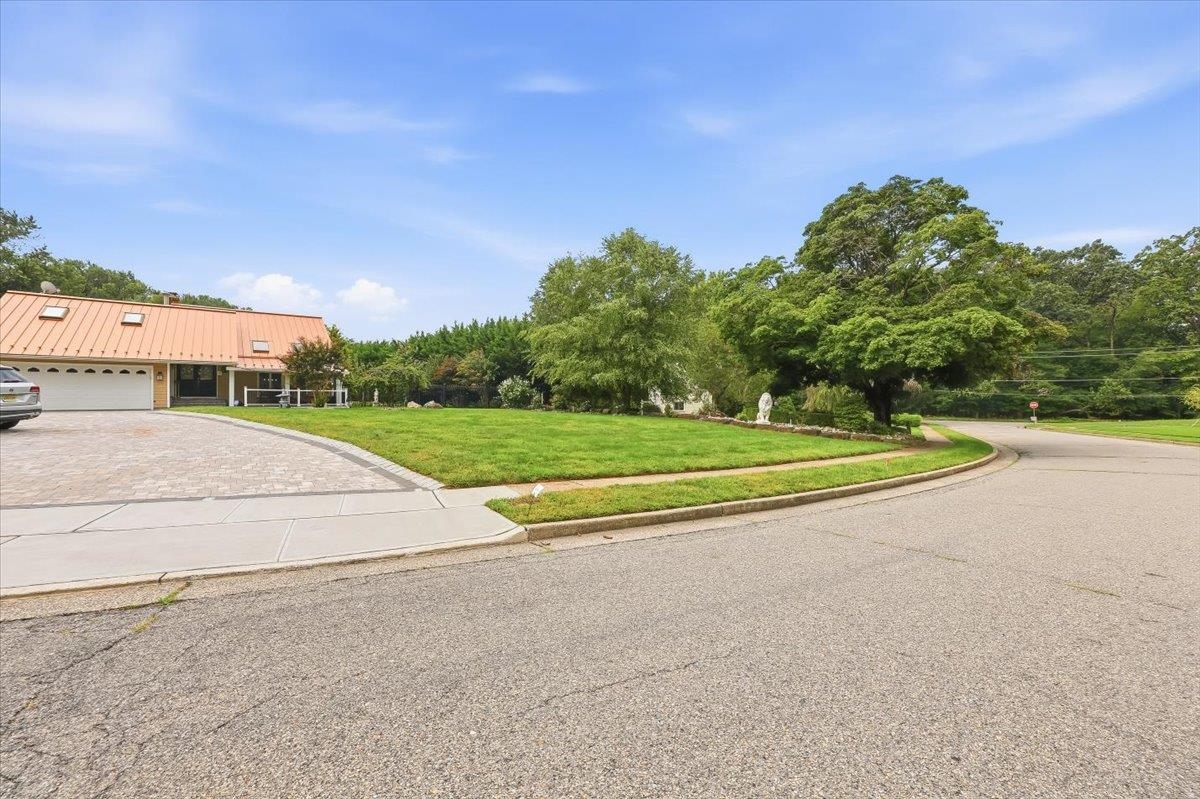 19 Hillside Road Englishtown, NJ 07726 - Photo 42 of 43 Gallery Image 42