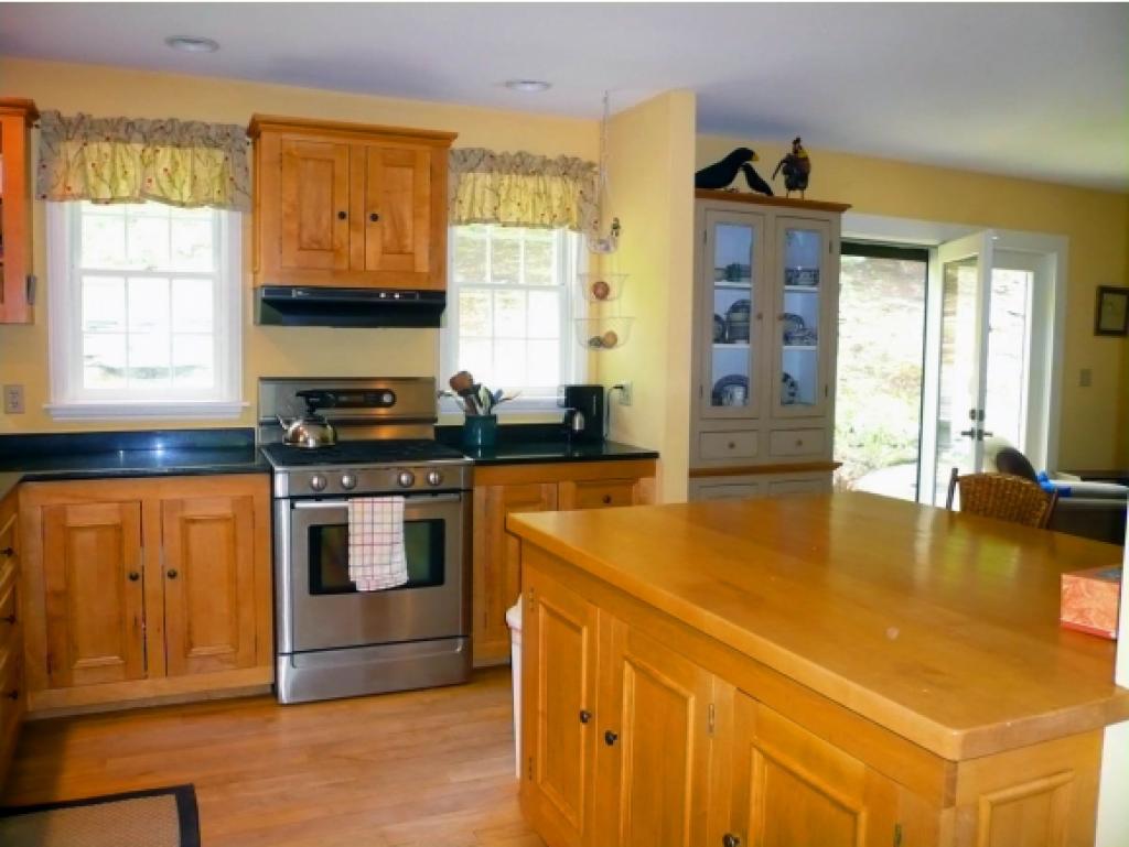 23 Chapin Road Newfane, VT 05362 - Photo 15 of 20