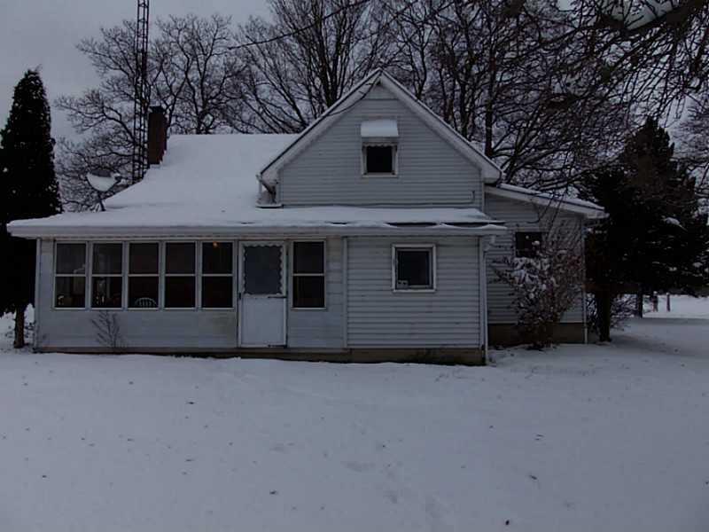 15 Lininger Road Greenville, PA 16125 - Photo 2 of 5 Exterior Back.