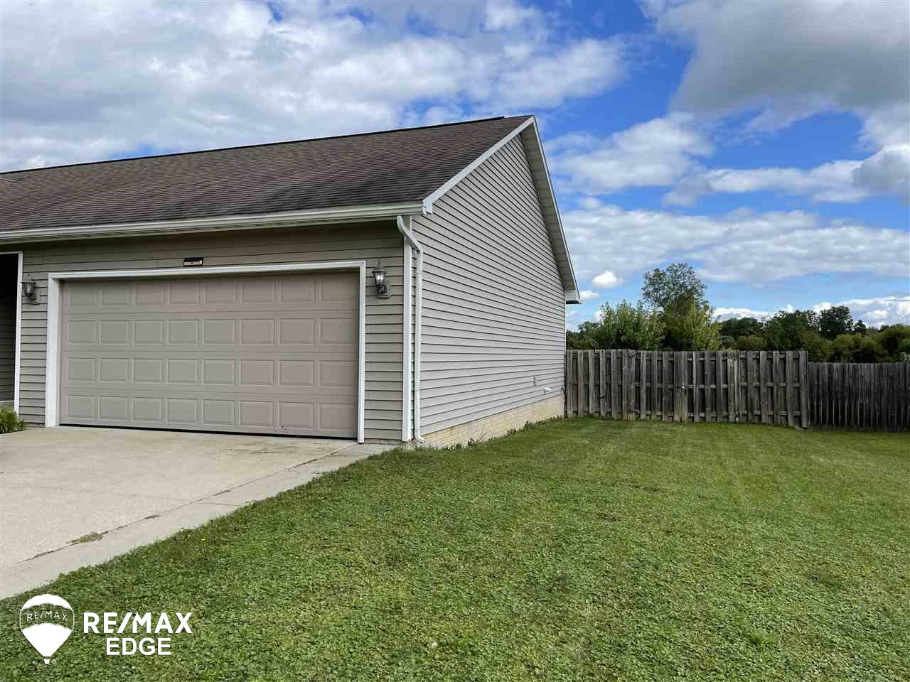 4504 North Belsay Road Flint, MI 48506 - Photo 28 of 29 50054651-27.JPG