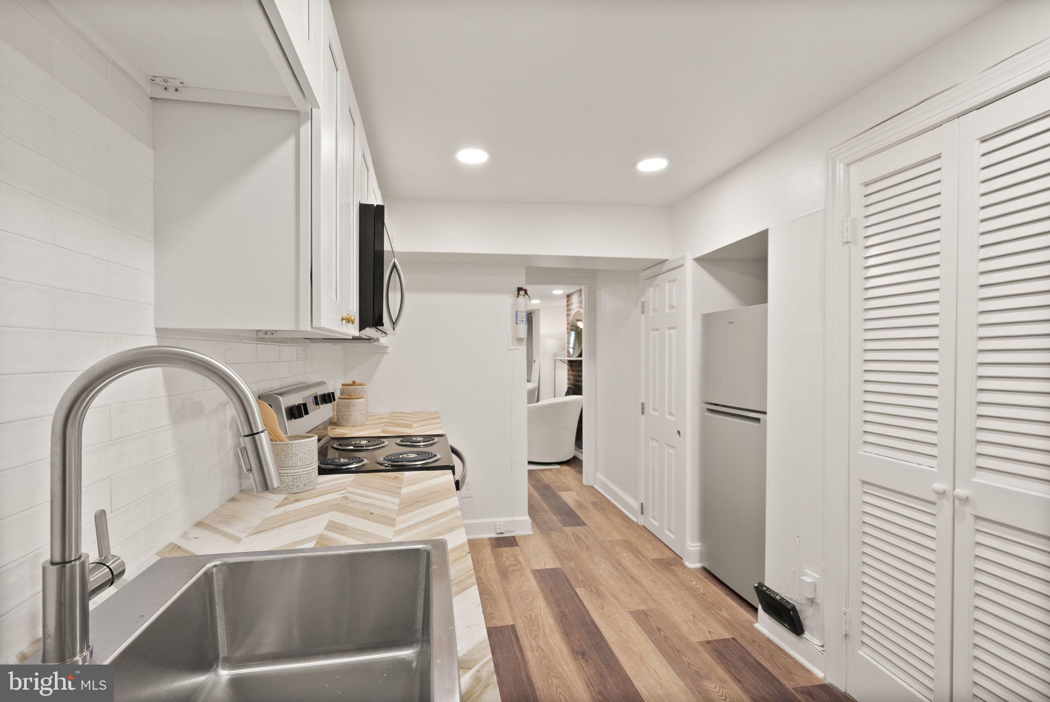 210 4th Street Southeast Washington, DC 20003 - Photo 23 of 71