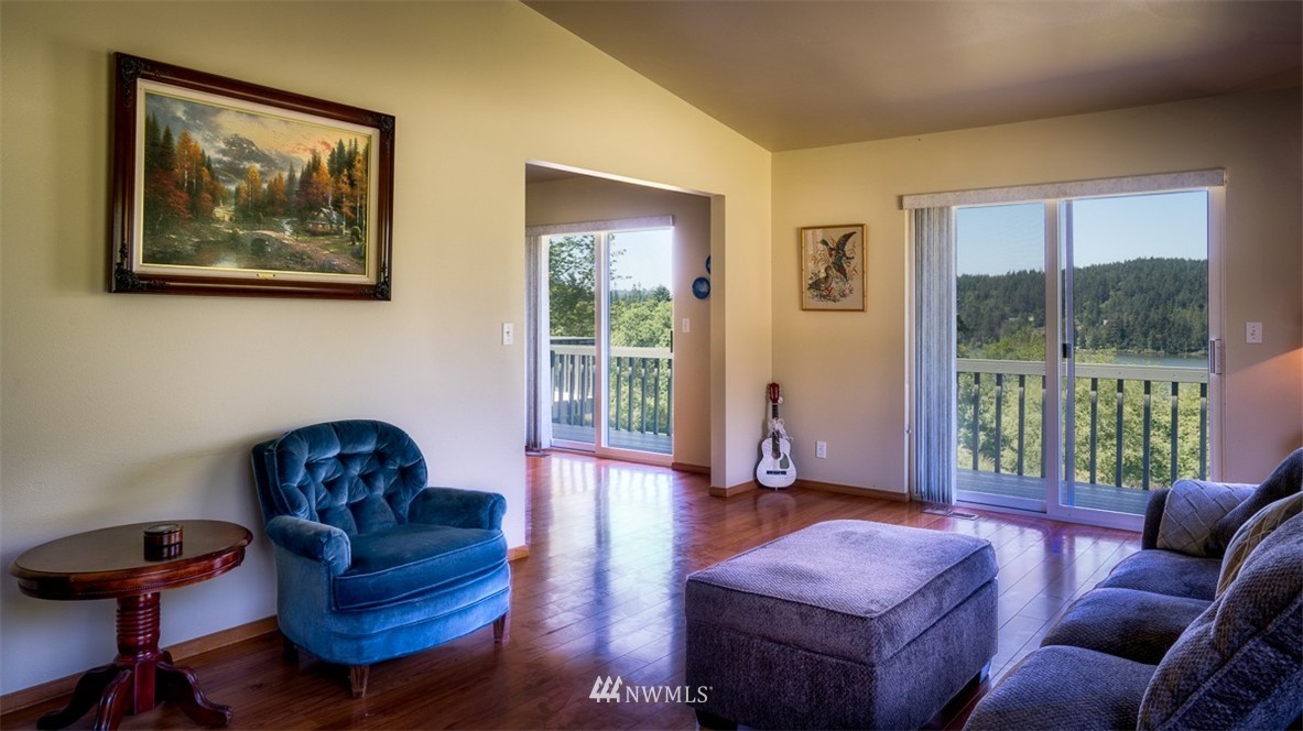 4941 Sharpe Road Anacortes, WA 98221 - Photo 11 of 21