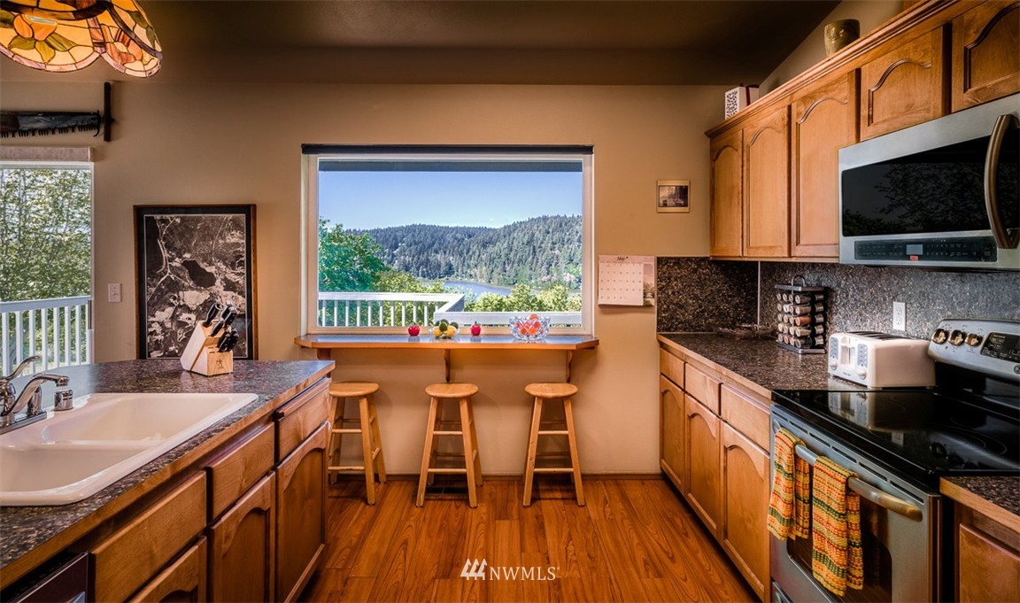 4941 Sharpe Road Anacortes, WA 98221 - Photo 13 of 21