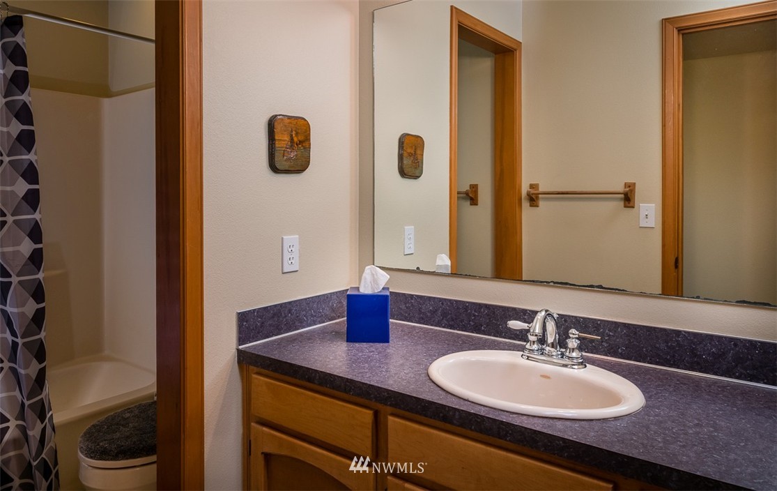 4941 Sharpe Road Anacortes, WA 98221 - Photo 19 of 21