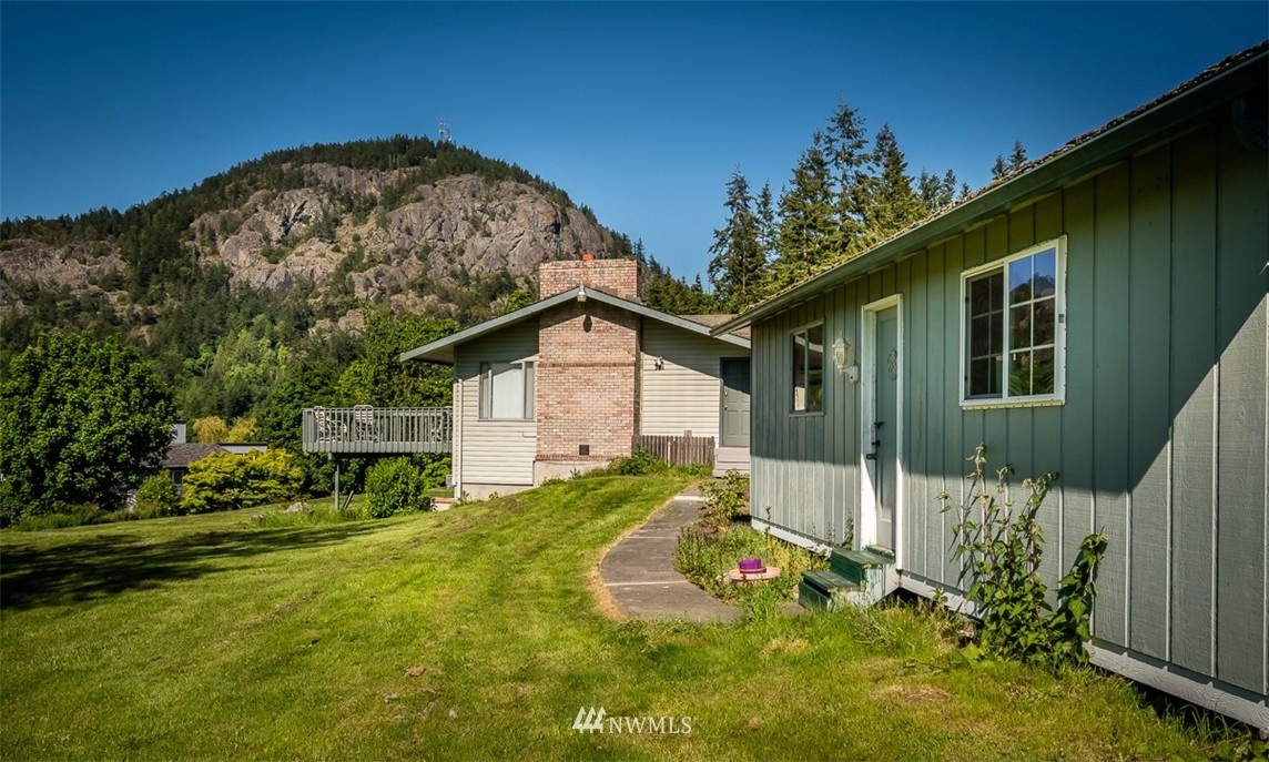 4941 Sharpe Road Anacortes, WA 98221 - Photo 5 of 21