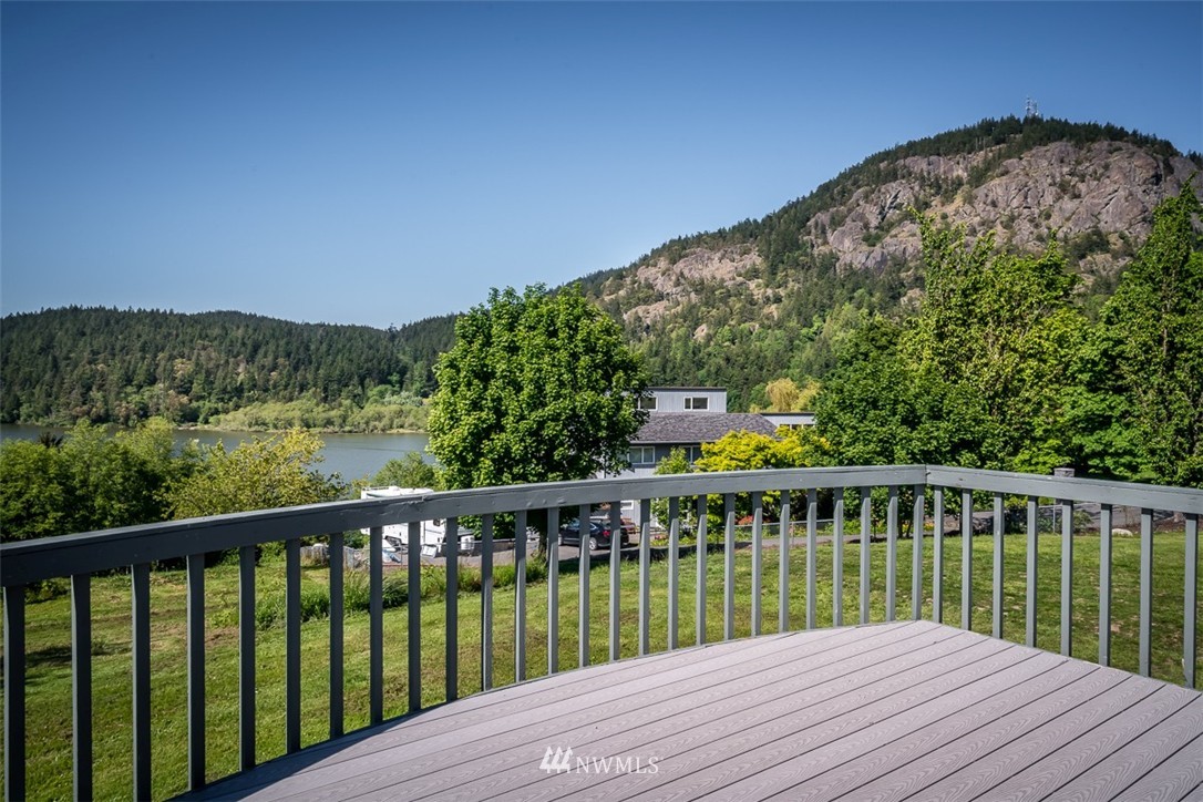 4941 Sharpe Road Anacortes, WA 98221 - Photo 9 of 21