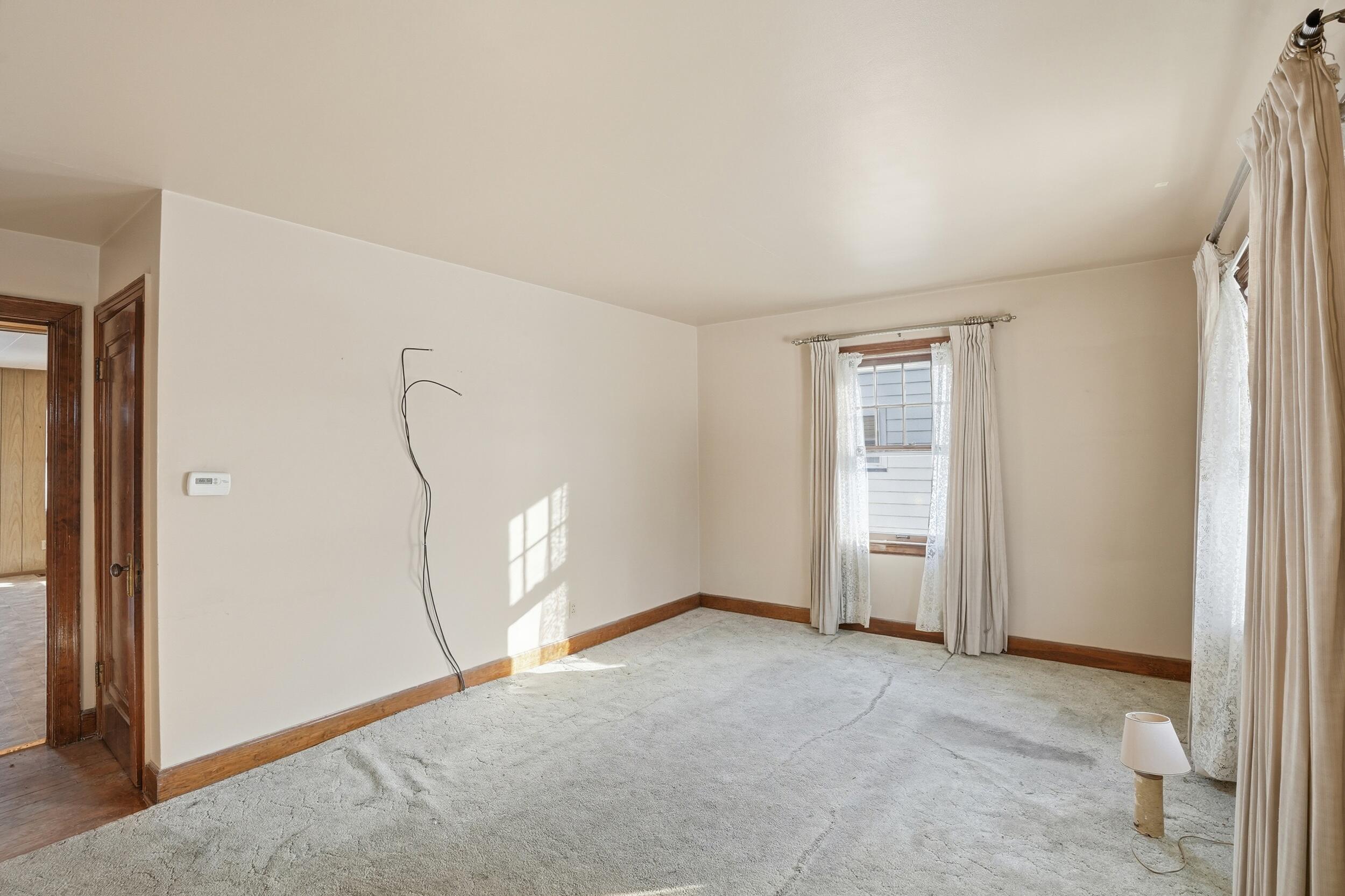 624 North West Street Crown Point, IN 46307 - Photo 12 of 32 a view of an empty room