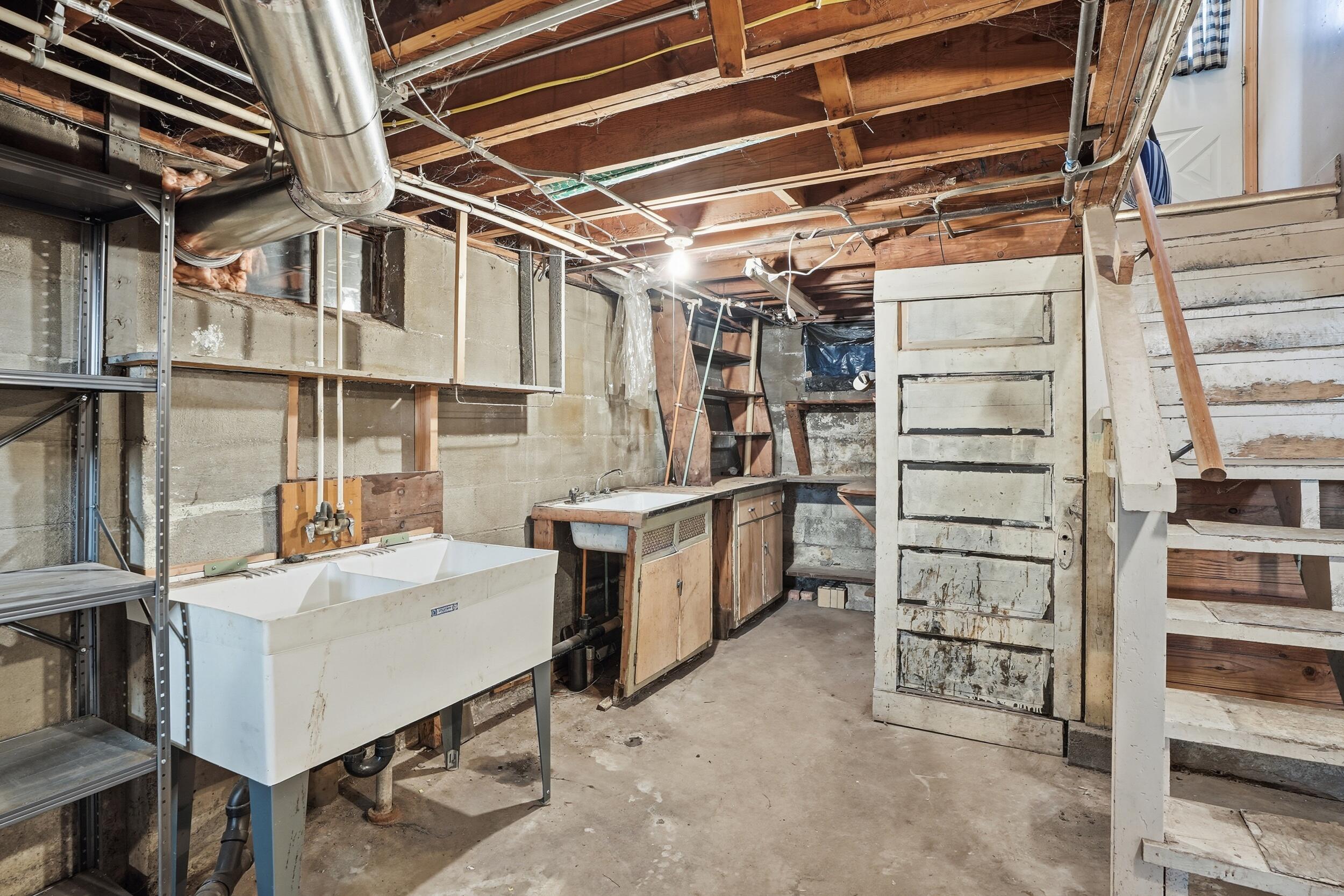 624 North West Street Crown Point, IN 46307 - Photo 20 of 32 2500x1667