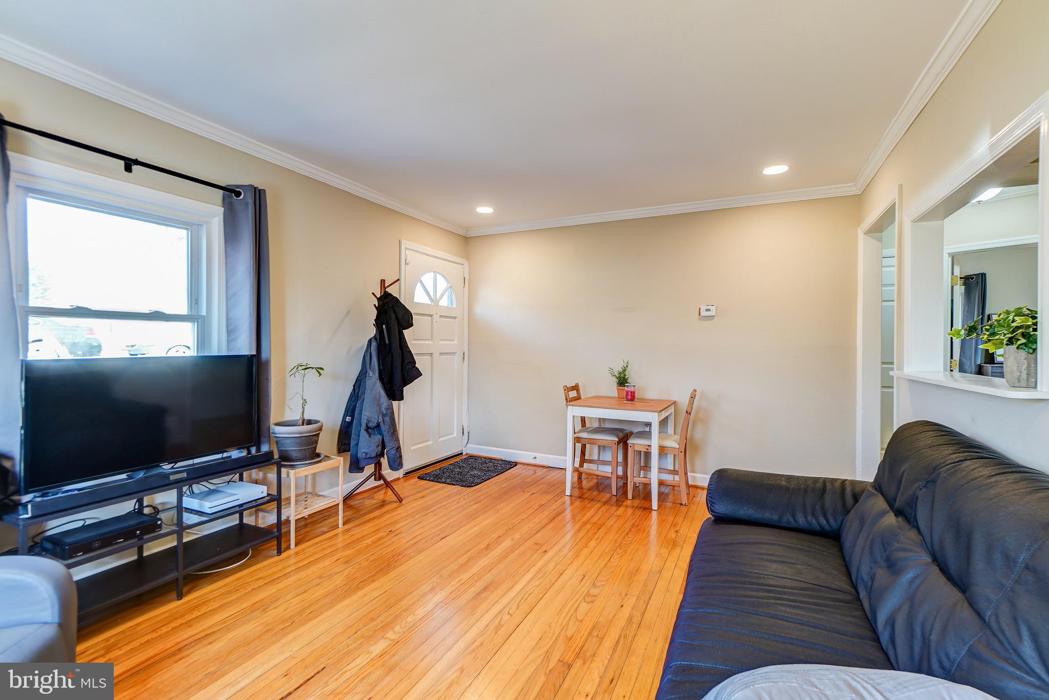 4218 Round Hill Road Silver Spring, MD 20906 - Photo 5 of 36 Gleaming Hardwoods