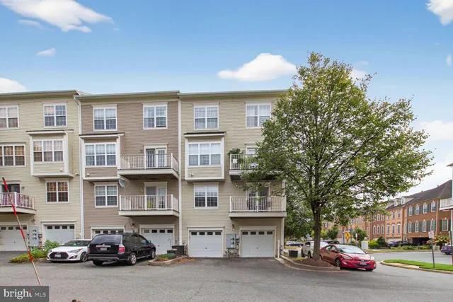 a car parked in front of a building