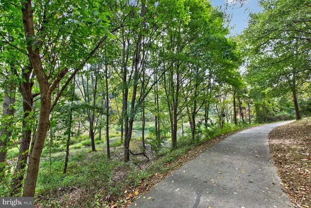 $3,100 | 23 Swanton Lane, Unit 100, Gaithersburg, MD 20878